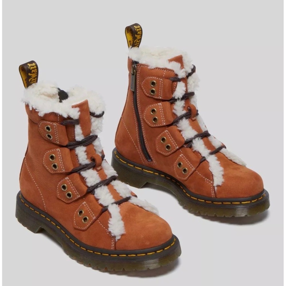 Dr. Martens Women's 1460 Ghille Boots Tan Brown Size 7 NWB No Lid ($180 Retail)
